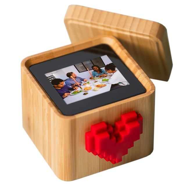 Lovebox Photo Messenger — Lovebox Color & Photo · one box; brand product image